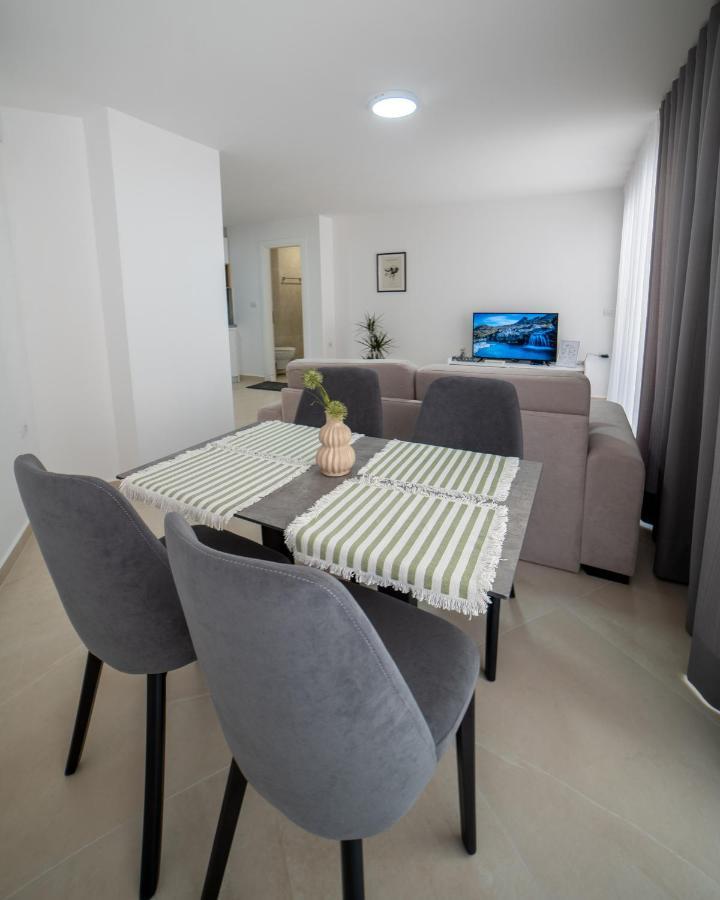 Sea Apartments 123 Saranda Kültér fotó