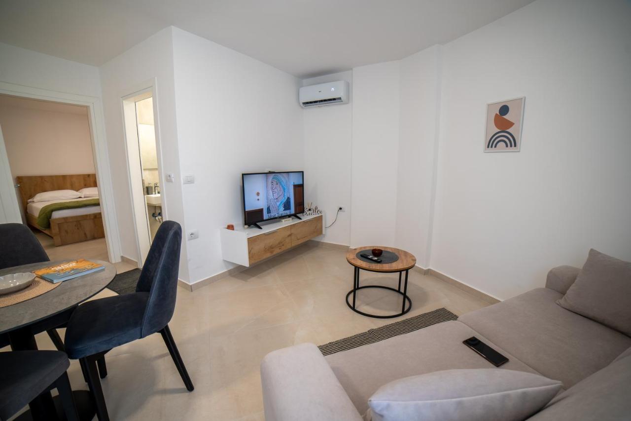 Sea Apartments 123 Saranda Kültér fotó